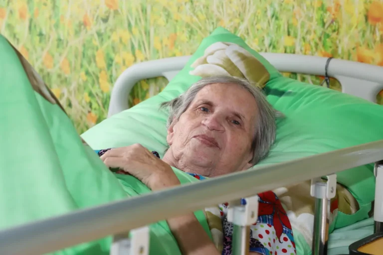 Дом ухода за пожилыми людьми