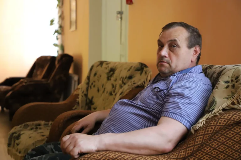 Платный уход за лежачими больными после инсульта в стационаре